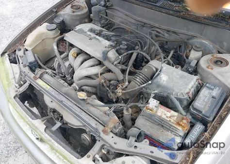 1999 Toyota Corolla Ce from USA, damaged, VIN 2T1BR12E3XC246635